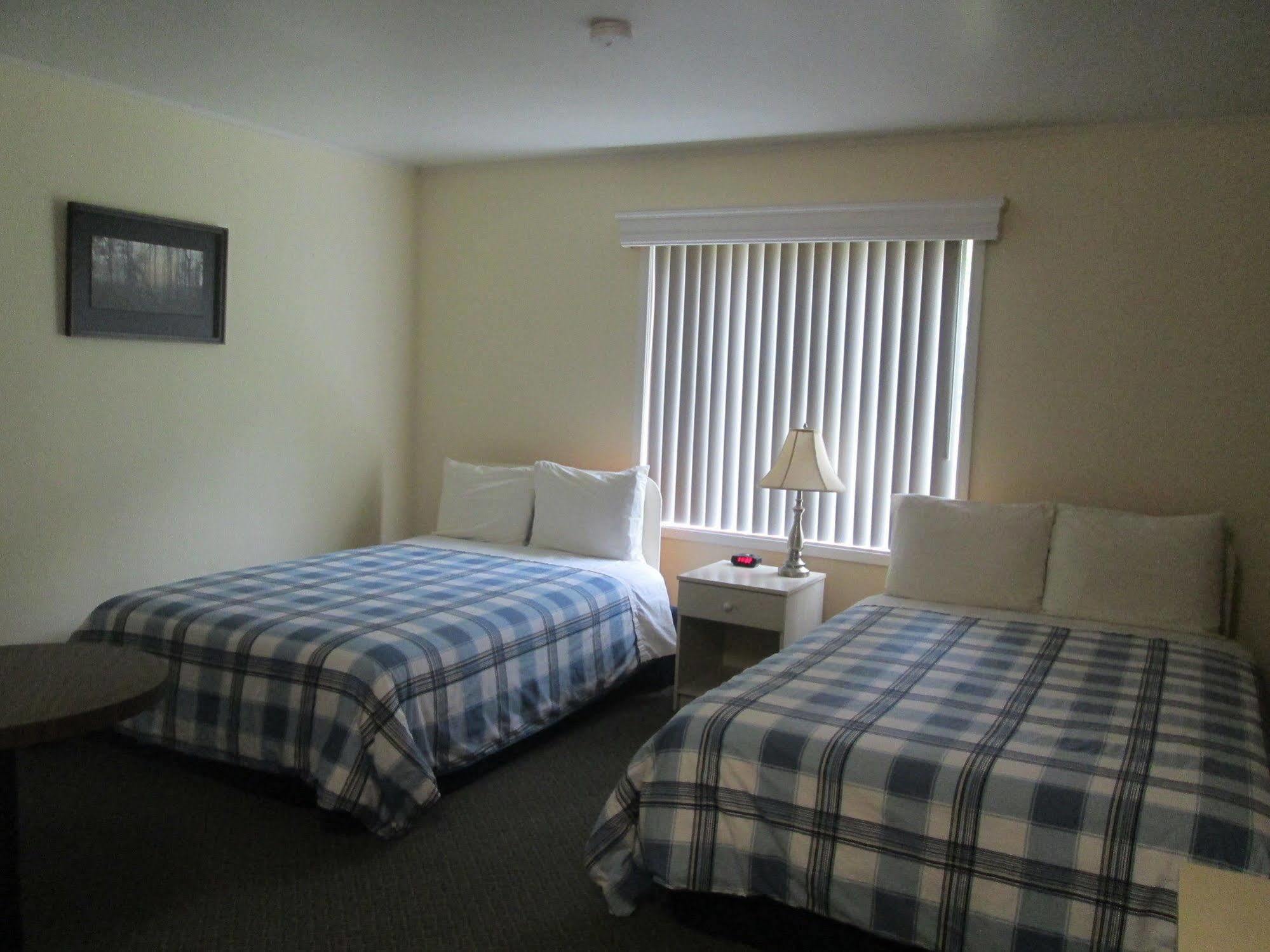 Edgewater Motel And Campground Temiskaming Shores Extérieur photo